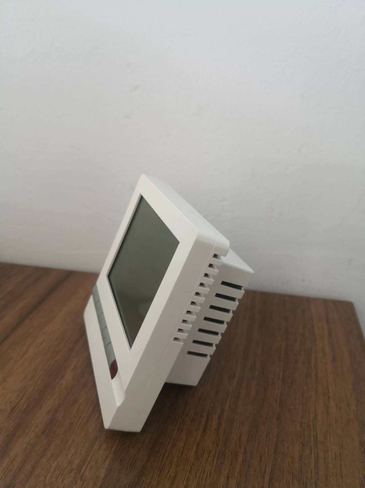 电子温控器的工作原理